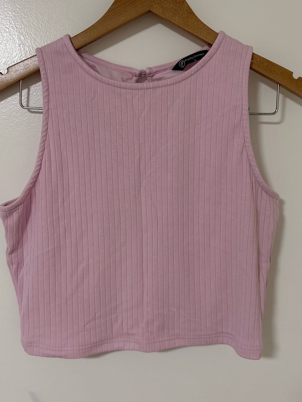 Sleeveless Ribbed Crop Top in Light Pink